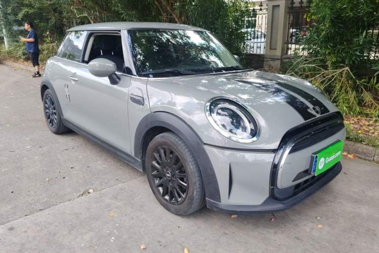 Used MINI 2022 Updated 1.5T ONE Front Right 45 Deg