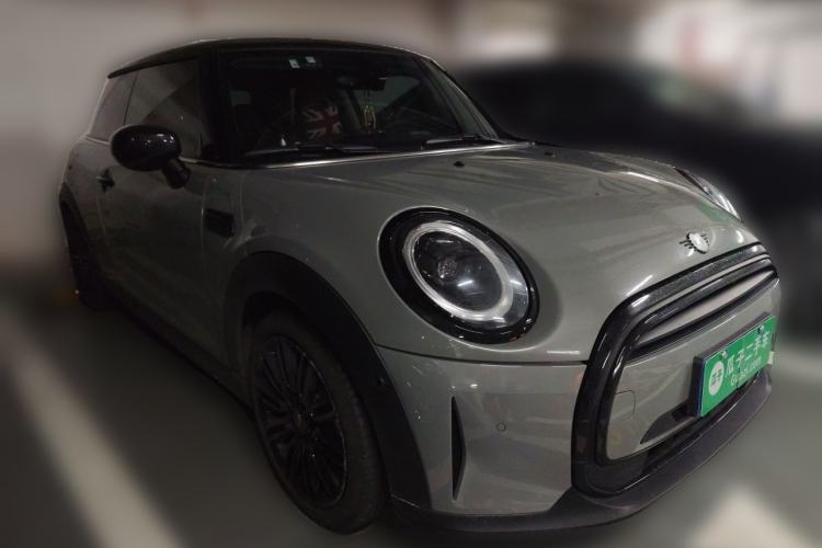 Used MINI 2022 1.5T COOPER Artist Front Right 45 Deg