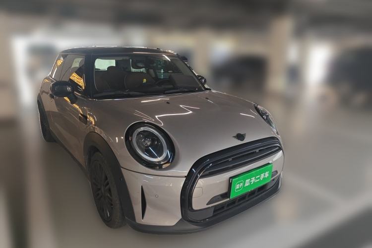 Used MINI 2022 1.5T COOPER Artist Front Right 45 Deg
