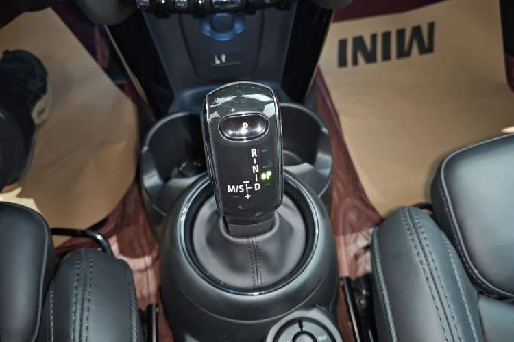 Used MINI 2022 2.0T COOPER S Artist Gear Lever