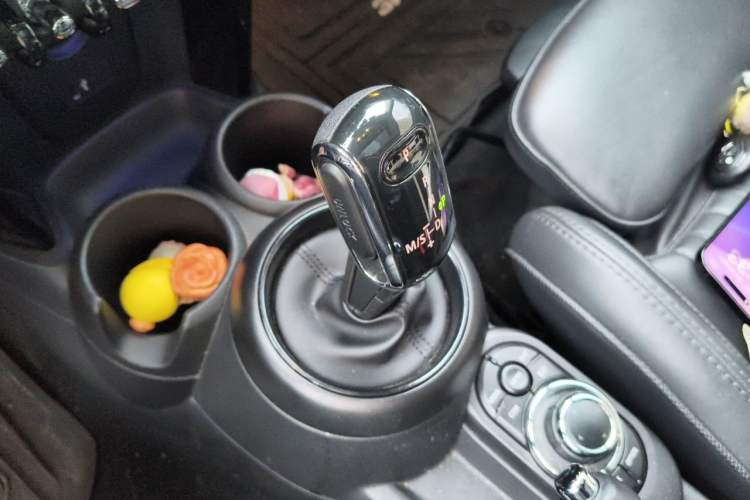 Used MINI 2022 Updated 2.0T COOPER S Artist Gear Lever