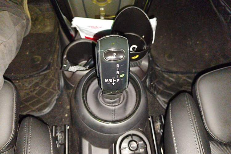 Used MINI 2022 Updated 1.5T COOPER Artist Gear Lever