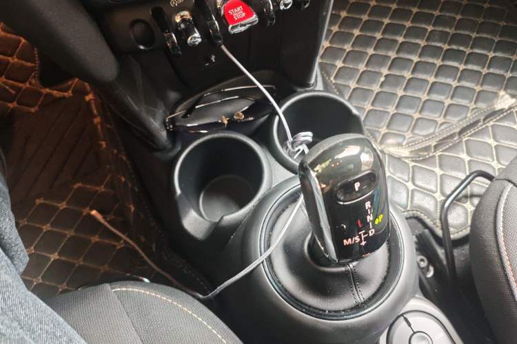 Used MINI 2022 1.5T ONE Gear Lever
