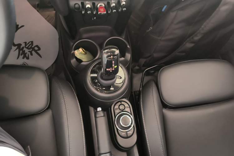 Used MINI 2022 2.0T COOPER S Classic Edition Gear Lever