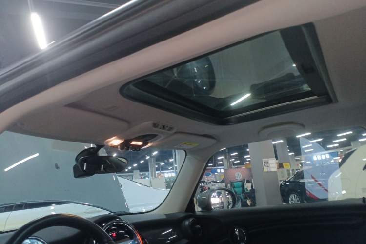 Used MINI 2022 Updated 1.5T ONE Headliner