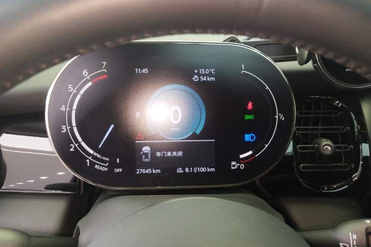 Used MINI 2022 Updated 1.5T COOPER Classic Edition Instrument Cluster