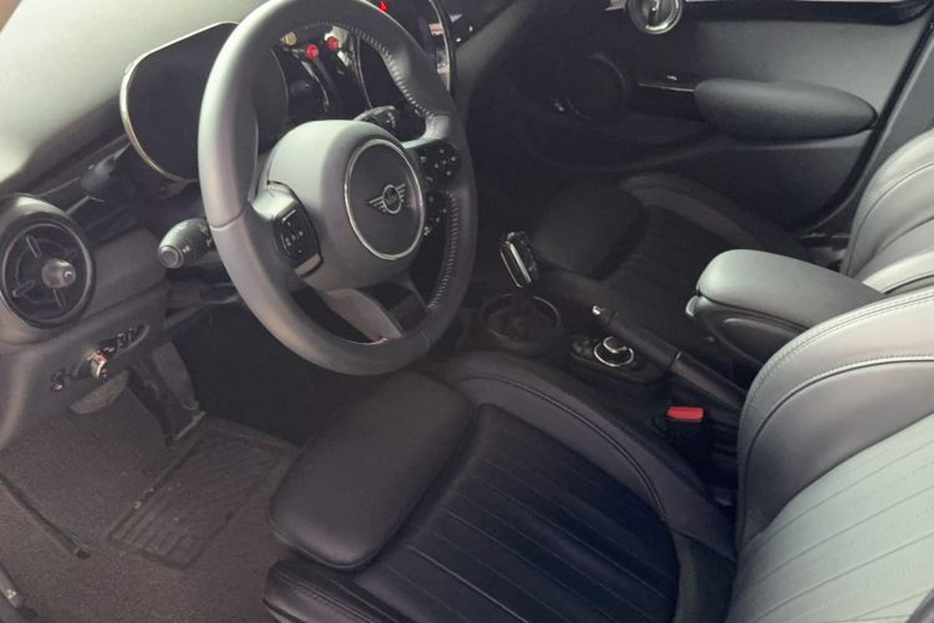 Used MINI 2022 1.5T COOPER Artist Five-Door Edition Interior 1