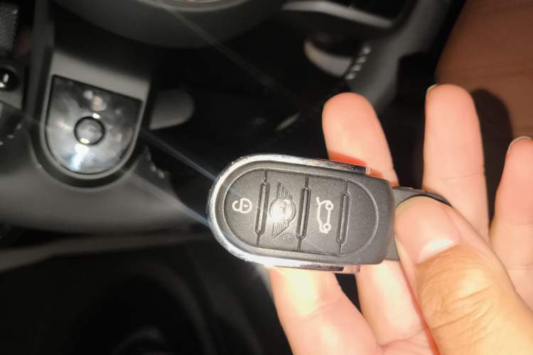 Used MINI 2022 2.0T COOPER S Artist Interior 1