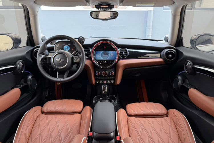 Used MINI 2022 2.0T COOPER S Classic Edition Interior 3