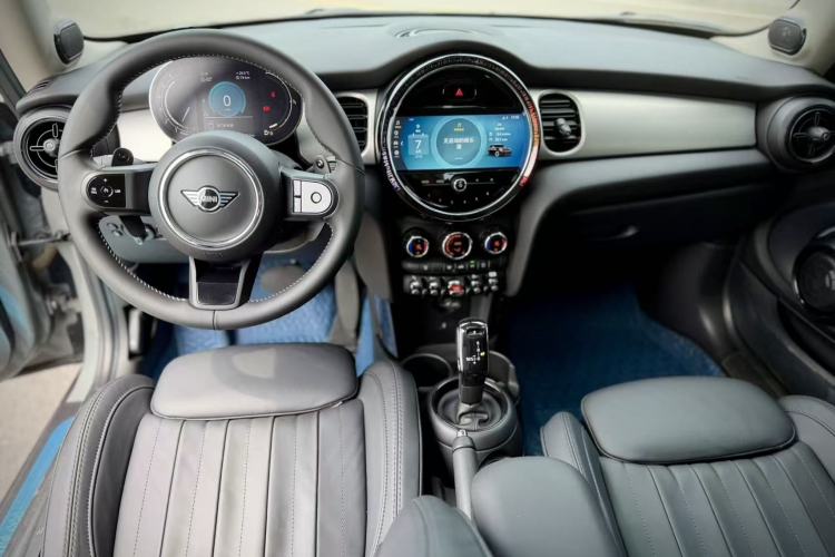 Used MINI 2022 2.0T COOPER S CABRIO Artist Interior 4