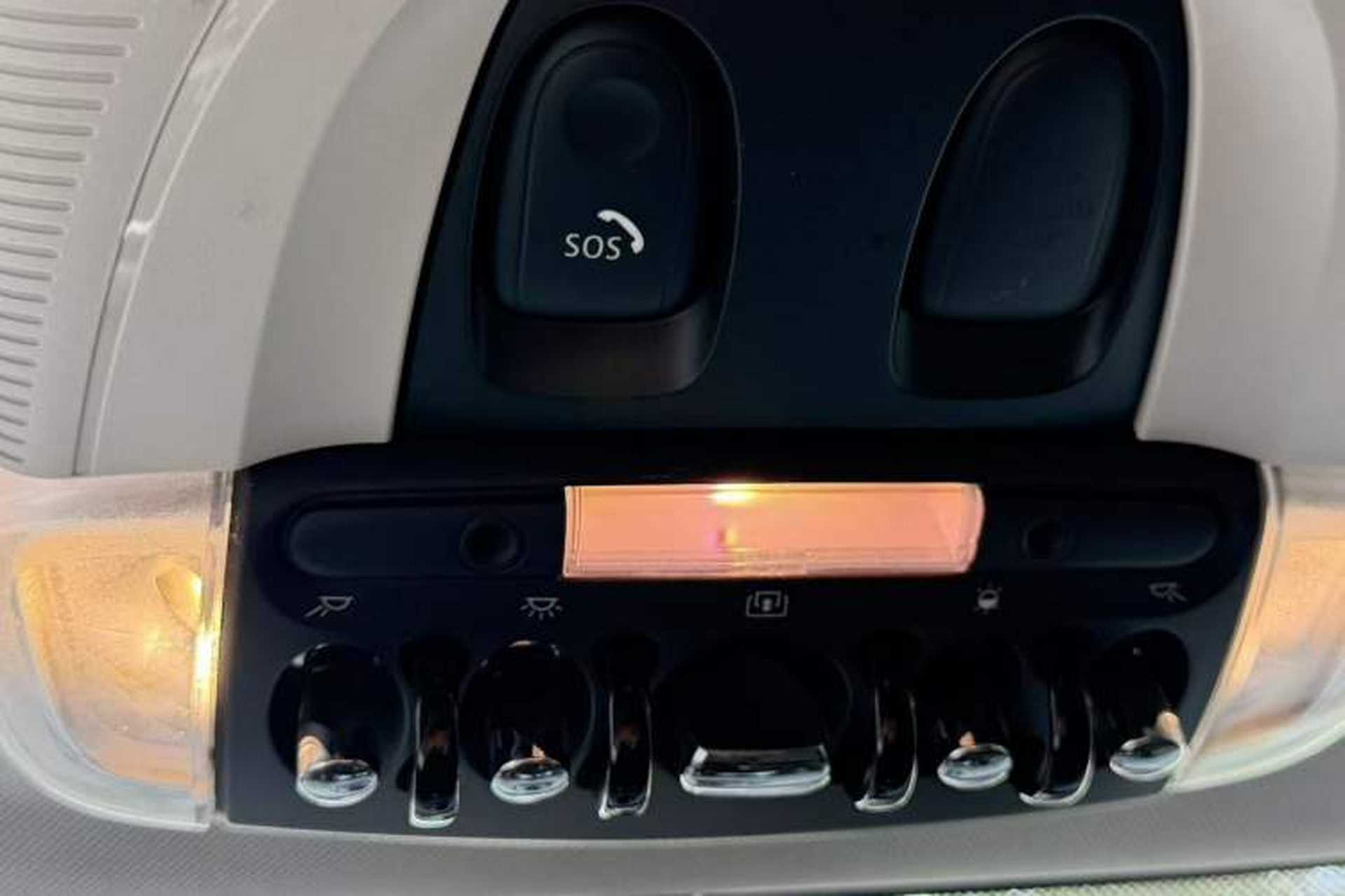 Used MINI 2022 2.0T COOPER S Artist Interior 6
