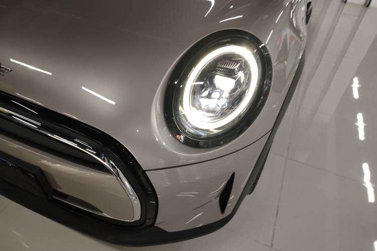 Used MINI 2022 Revised 1.5T COOPER CABRIO Classic Edition Left Front Headlight