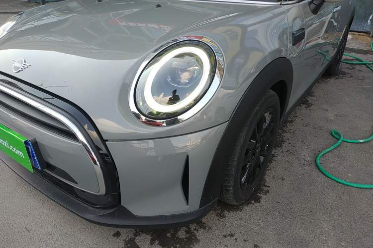 Used MINI 2022 Updated 1.5T ONE Five-Door PLUS Edition Left Front Headlight