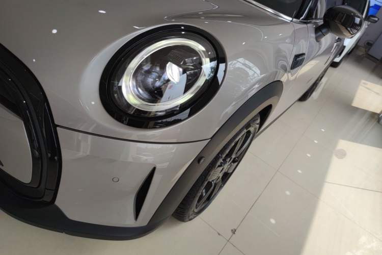Used MINI 2022 Revised 1.5T COOPER CABRIO Classic Edition Left Front Headlight