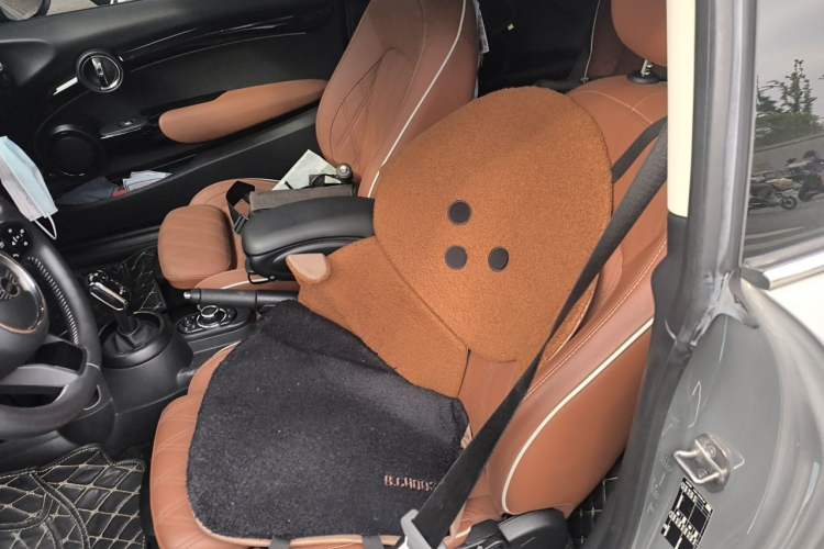 Used MINI 2022 2.0T COOPER S The Coopers Commemorative Edition Left Front Seat