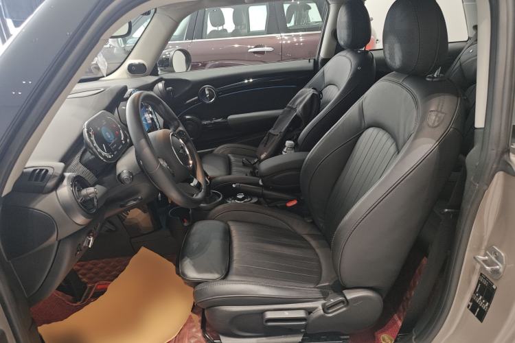 Used MINI 2022 2.0T COOPER S Artist Left Front Seat