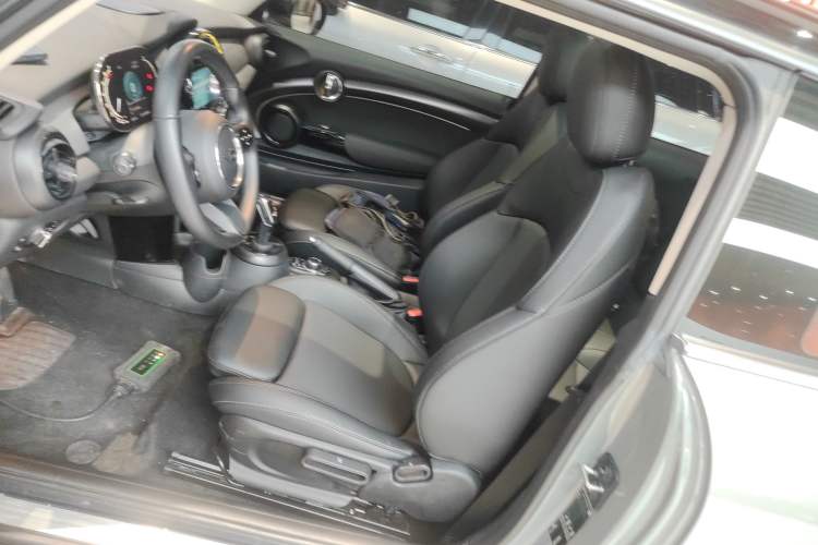 Used MINI 2022 1.5T COOPER Classic Edition Left Front Seat