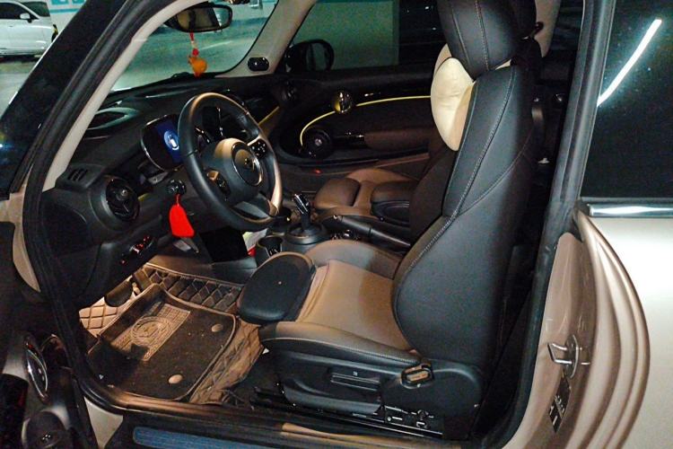 Used MINI 2022 Updated 1.5T COOPER Artist Left Front Seat
