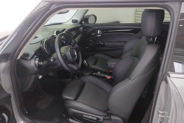 Used MINI 2022 Updated 1.5T COOPER Classic Edition Left Front Seat
