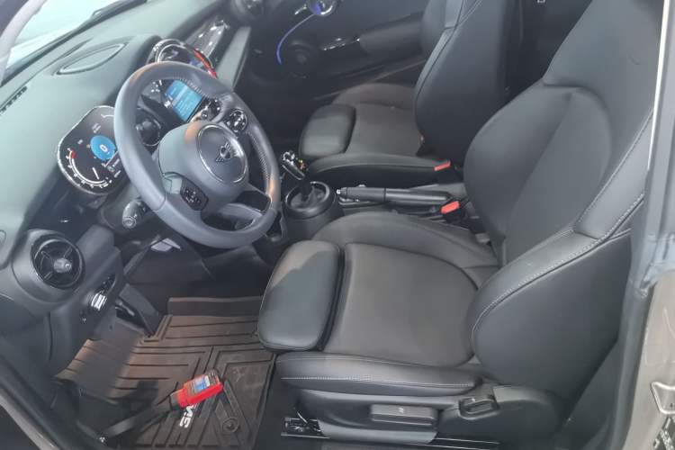 Used MINI 2022 2.0T COOPER S Classic Edition Left Front Seat