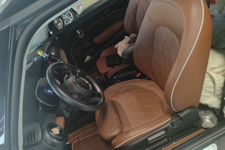 Used MINI 2022 1.5T COOPER Artist Left Front Seat