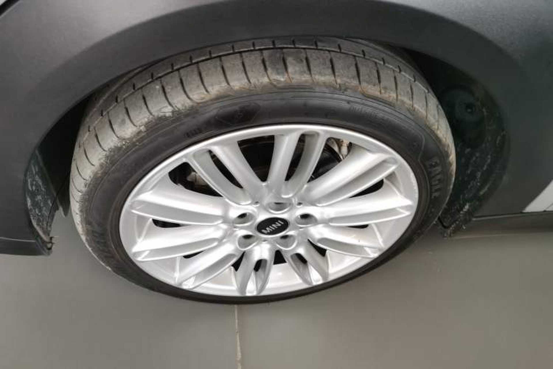 Used MINI 2022 Updated 1.5T COOPER Classic Edition Left Front Wheel Hub