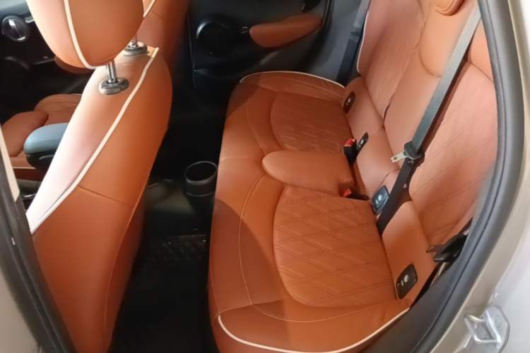 Used MINI 2022 1.5T COOPER Artist Five-Door Edition Left Rear Seat