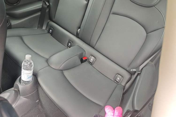 Used MINI 2022 Updated 1.5T COOPER Classic Edition Left Rear Seat