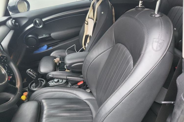 Used MINI 2022 Updated 2.0T COOPER S Artist Left Rear Seat