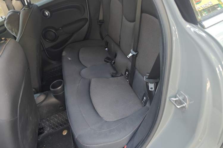 Used MINI 2022 1.5T ONE Five-Door PLUS Left Rear Seat