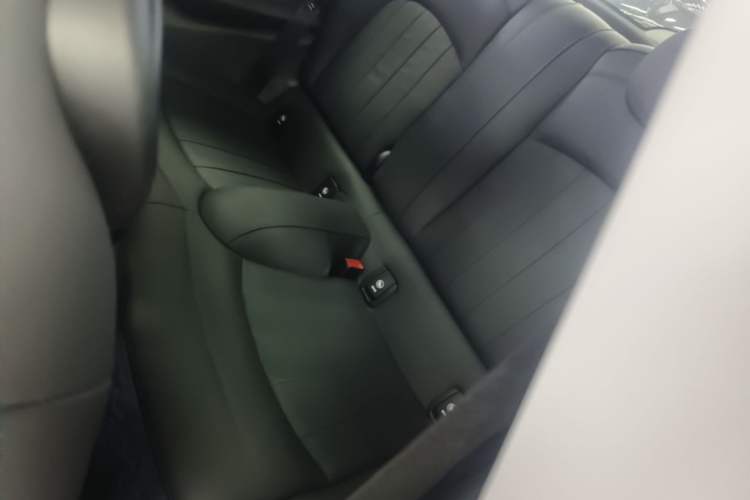 Used MINI 2022 2.0T COOPER S CABRIO Artist Left Rear Seat