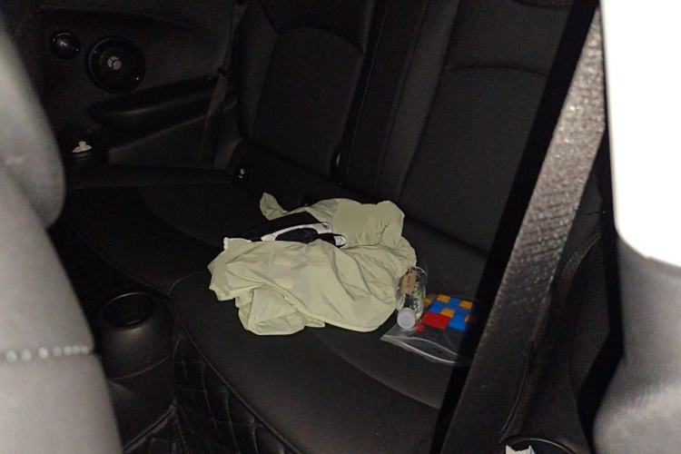 Used MINI 2022 Updated 1.5T COOPER Artist Left Rear Seat