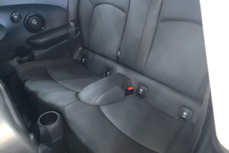Used MINI 2022 2.0T COOPER S Classic Edition Left Rear Seat