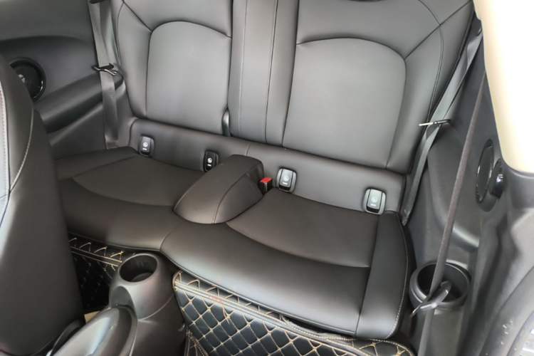 Used MINI 2022 2.0T COOPER S Classic Edition Left Rear Seat