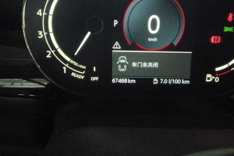 Used MINI 2022 1.5T COOPER Artist Odometer Close Up