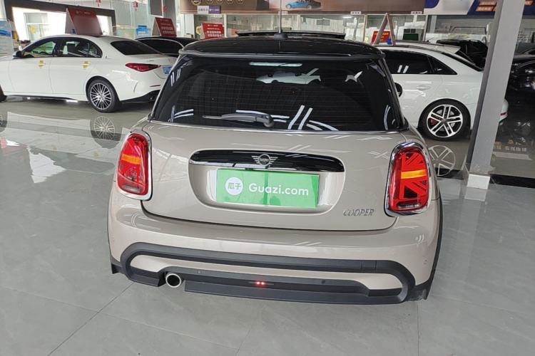Used MINI 2022 Updated 1.5T COOPER Artist Rear