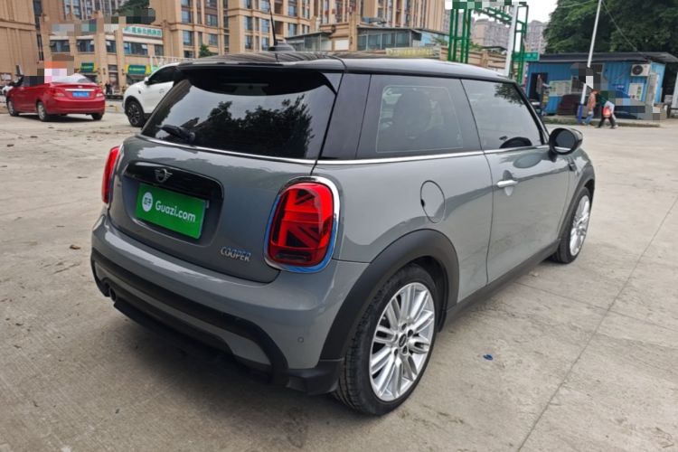 Used MINI 2022 Updated 1.5T COOPER Classic Edition Rear Right 45 Deg