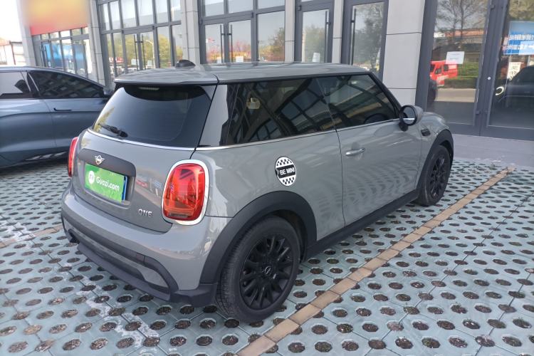 Used MINI 2022 1.5T ONE Rear Right 45 Deg