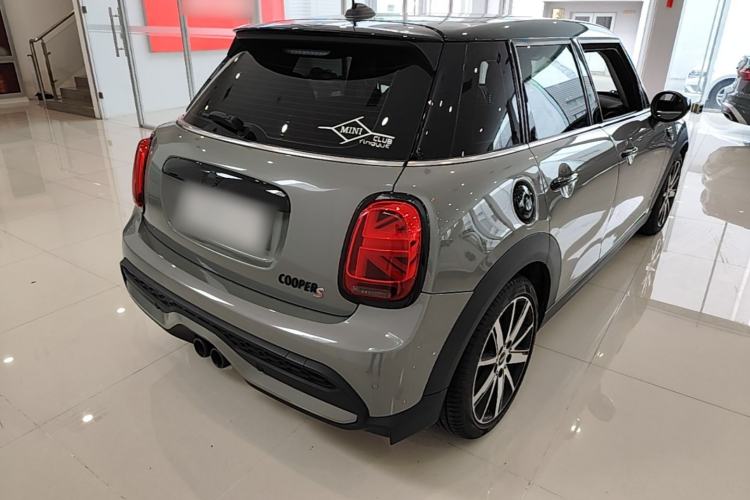 Used MINI 2022 Updated 2.0T COOPER S Classic Edition Five-Door Version Rear Right 45 Deg