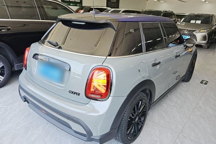 Used MINI 2022 Updated 1.5T COOPER Classic Edition Five-Door Version Rear Right 45 Deg