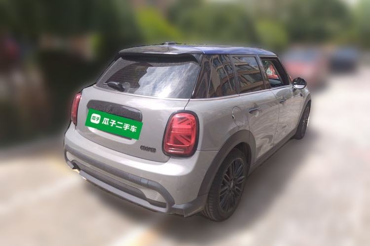 Used MINI 2022 1.5T Camden Limited Edition Five-Door Version Rear Right 45 Deg