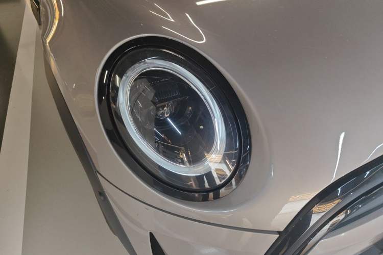 Used MINI 2022 1.5T COOPER Artist Right Front Headlight