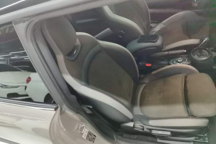 Used MINI 2022 2.0T COOPER S Racing Driver Right Front Seat