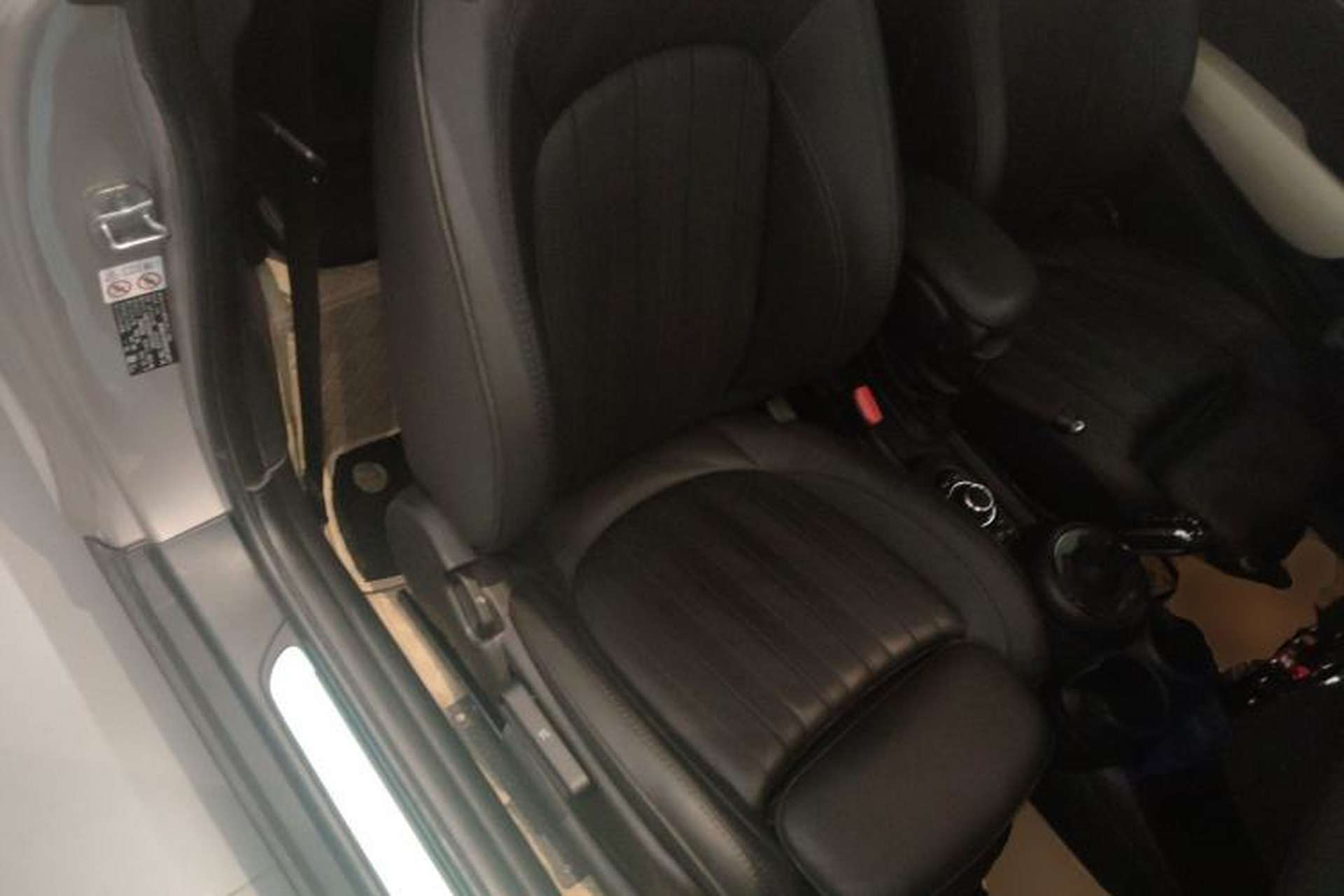 Used MINI 2022 2.0T COOPER S Artist Right Front Seat
