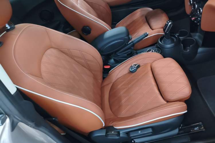 Used MINI 2022 1.5T COOPER Artist Right Front Seat