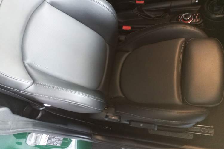 Used MINI 2022 1.5T COOPER Classic Edition Right Front Seat