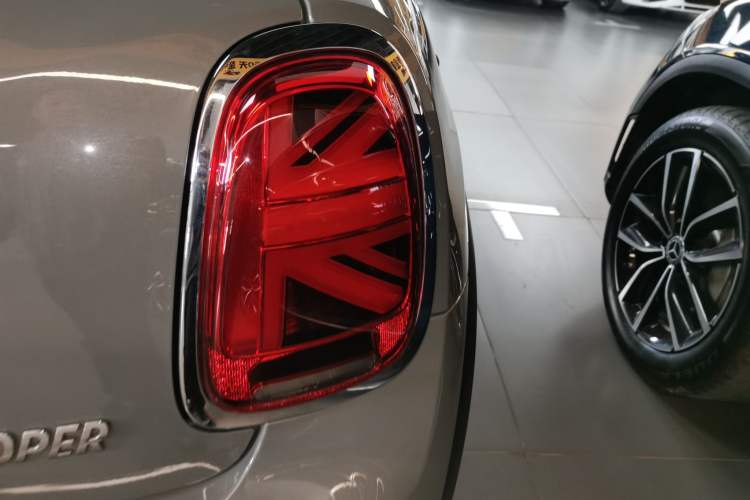 Used MINI 2022 Updated 1.5T COOPER Classic Edition Right Rear Taillight