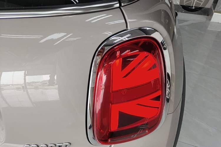 Used MINI 2022 Updated 1.5T COOPER Artist Right Rear Taillight
