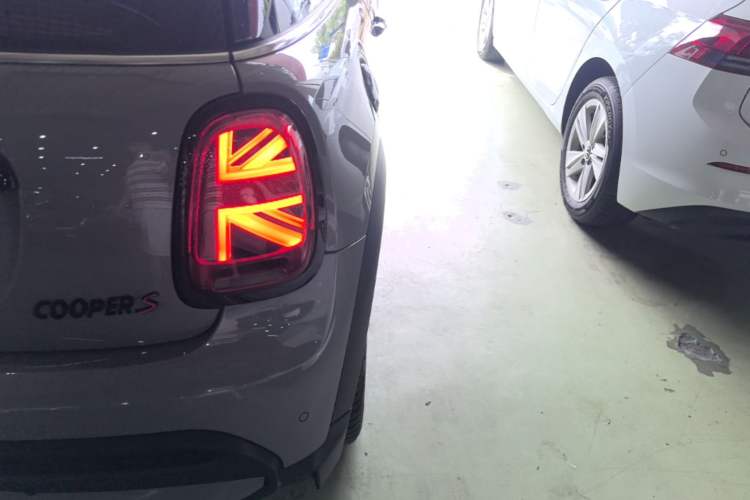 Used MINI 2022 2.0T COOPER S Classic Edition Right Rear Taillight