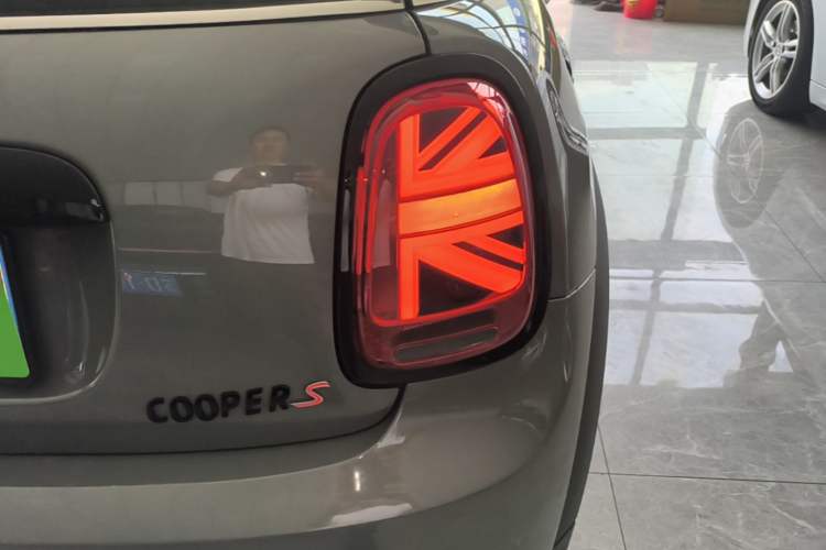 Used MINI 2022 2.0T COOPER S Classic Edition Right Rear Taillight
